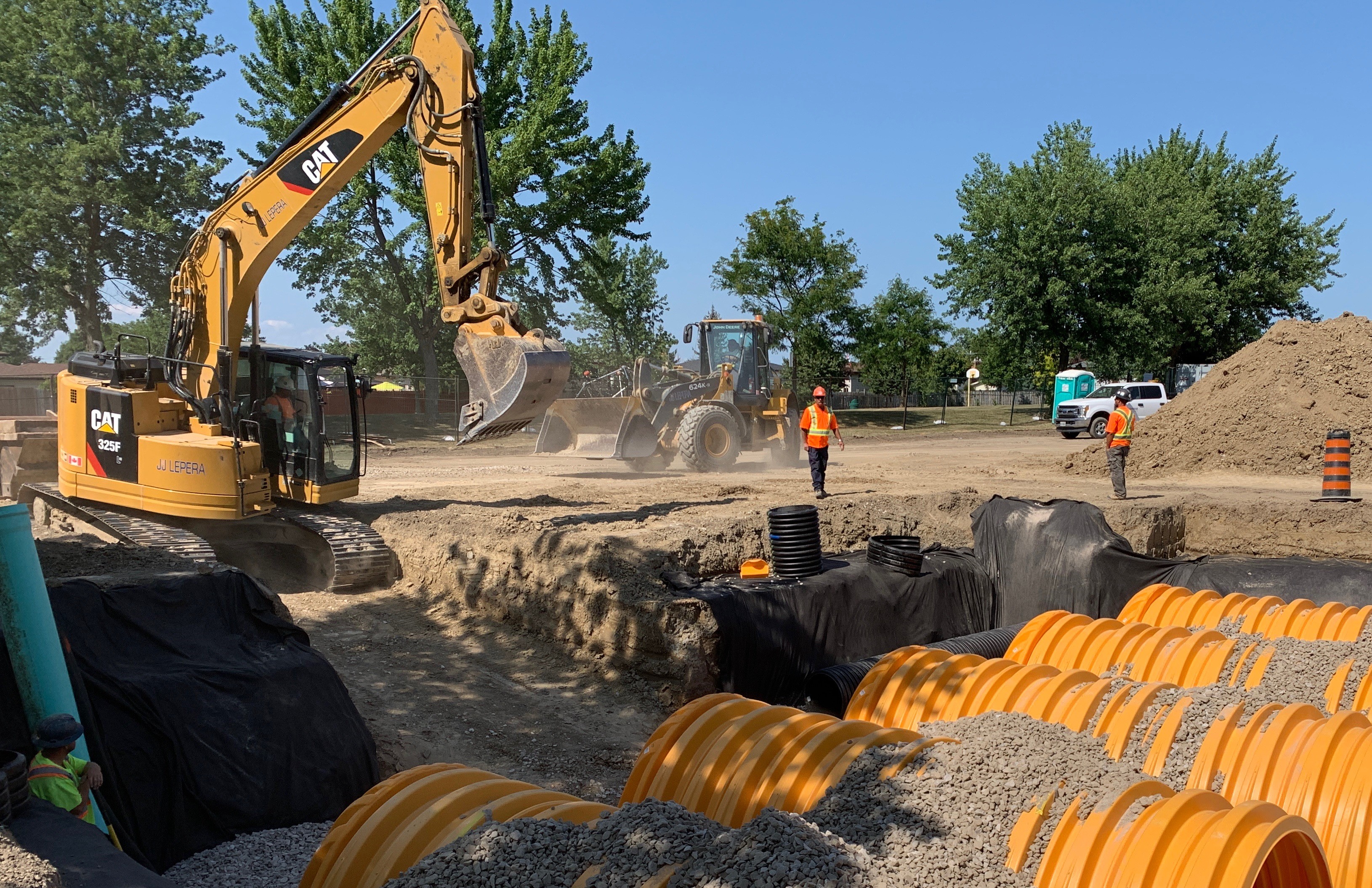 sanitary-sewer-storm-sewer-construction